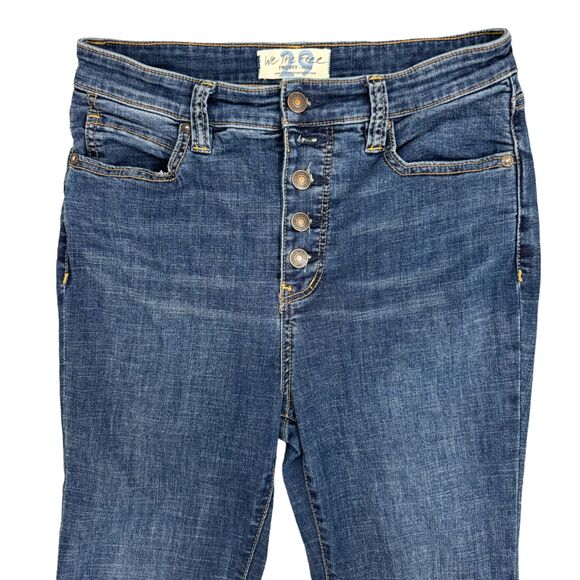 Free People We the Free Irreplaceable Extreme Blue Bell Bottoms Button Up Jeans - Picture 4 of 5